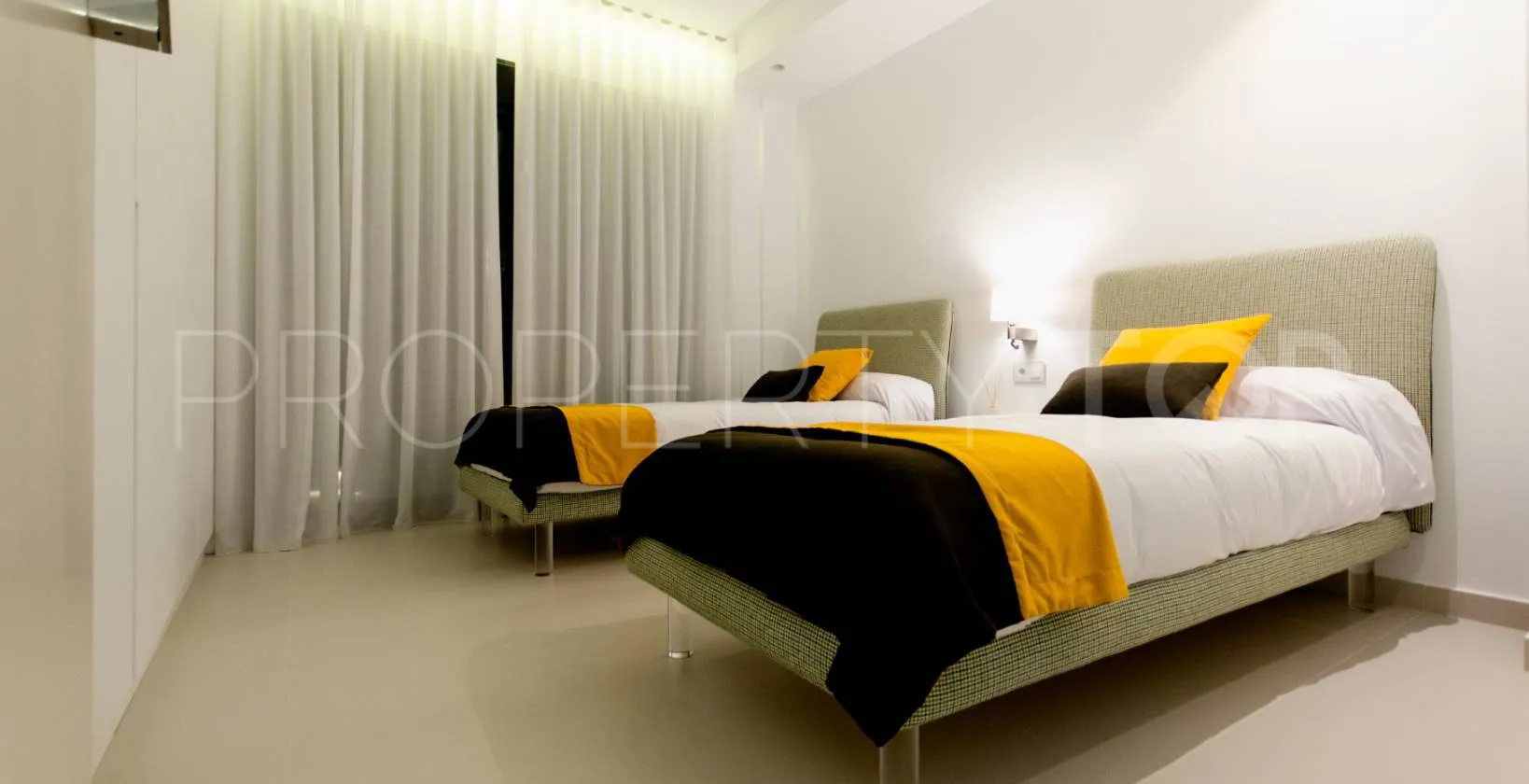 Villamartin 4 bedrooms villa for sale