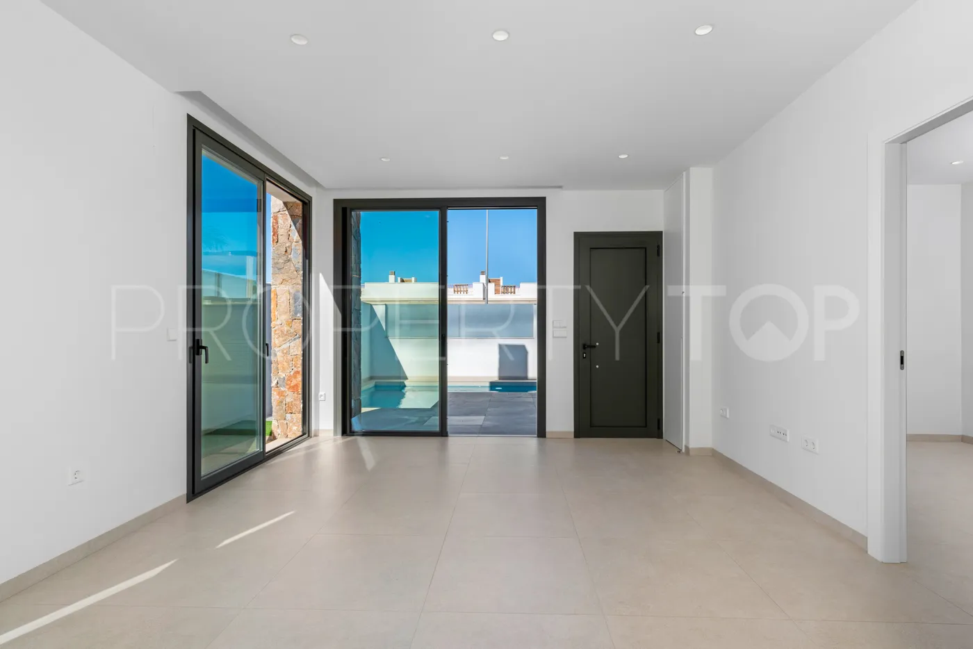 Comprar villa de 3 dormitorios en San Javier