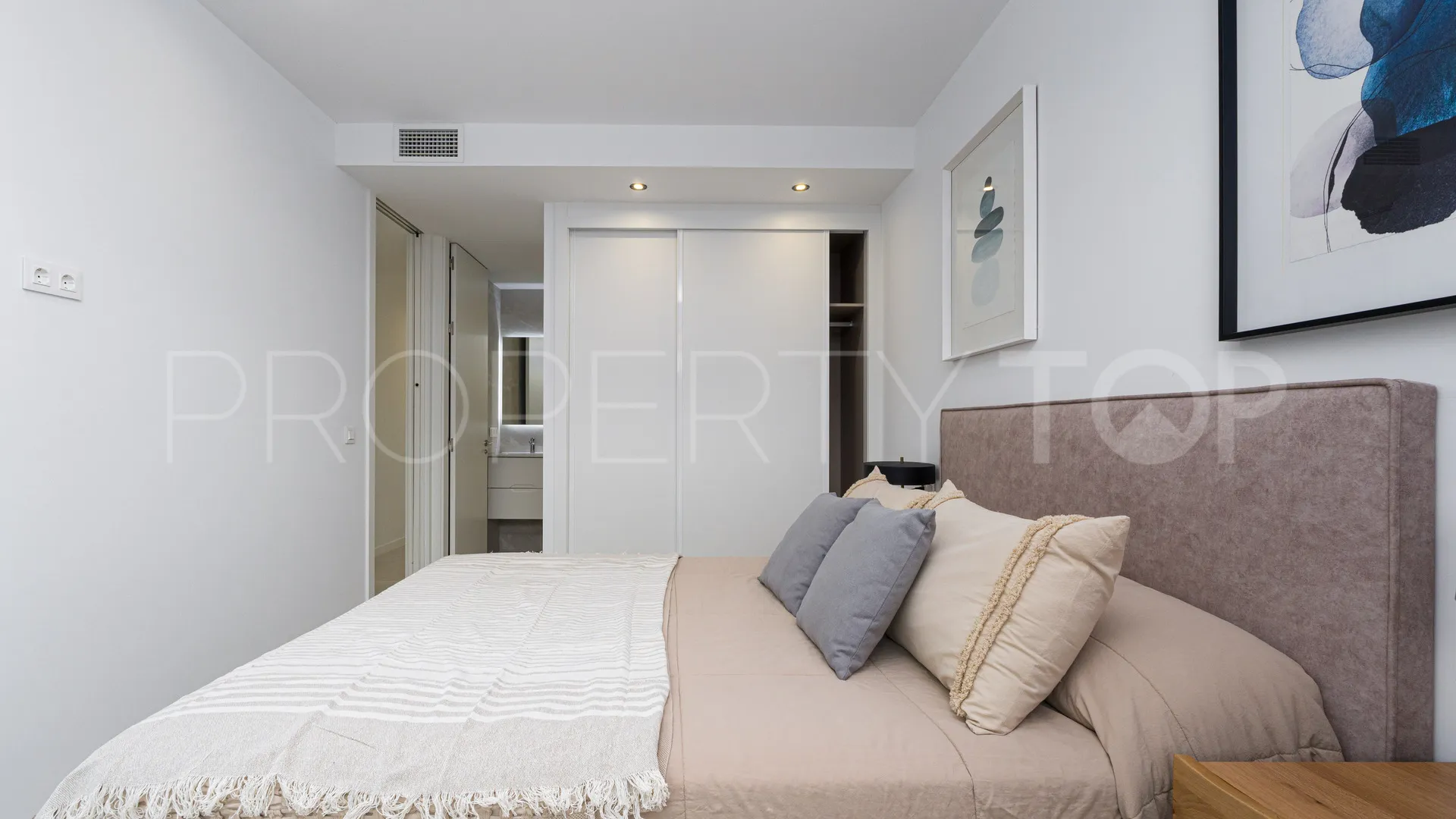 Cala de Finestrat, apartamento a la venta de 2 dormitorios