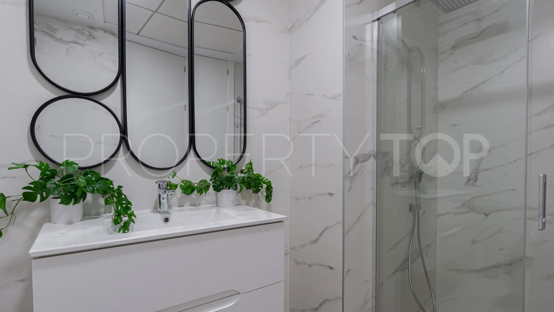 Cala de Finestrat, apartamento a la venta de 2 dormitorios