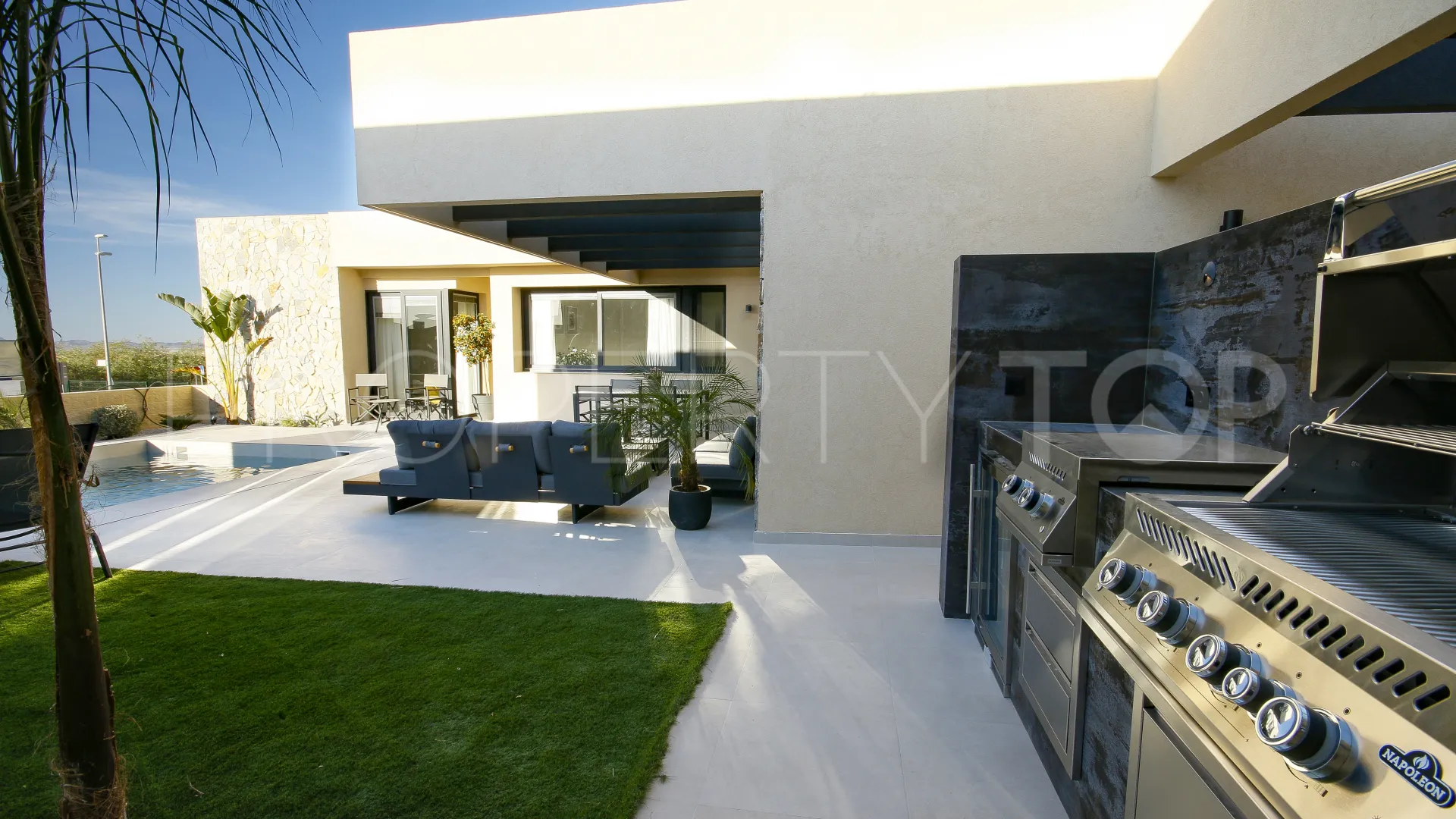 Se vende villa de 3 dormitorios en Murcia