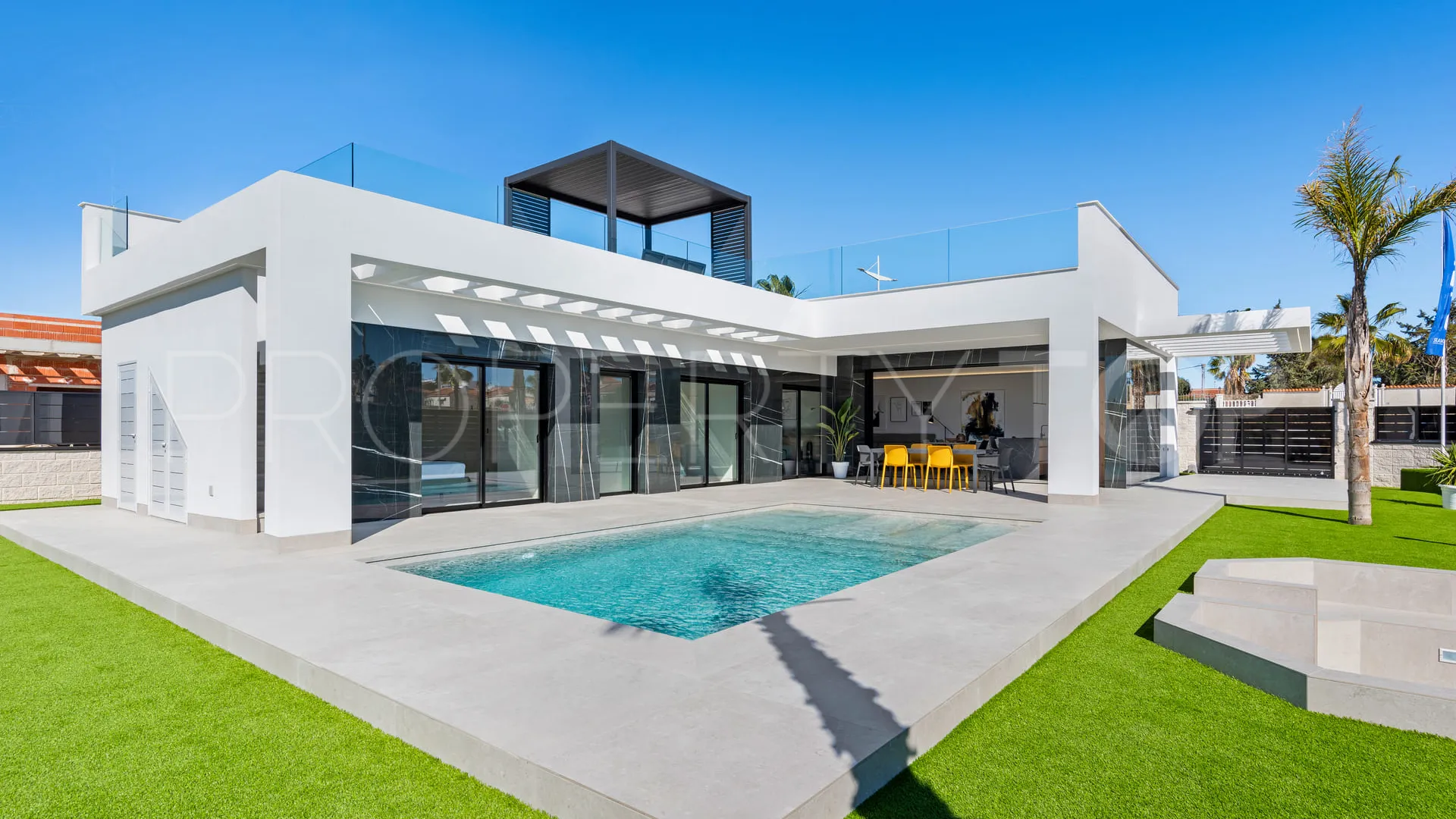 For sale villa in La Finca Golf with 3 bedrooms