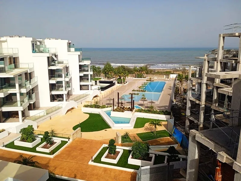Apartamento de 2 dormitorios en venta en Denia
