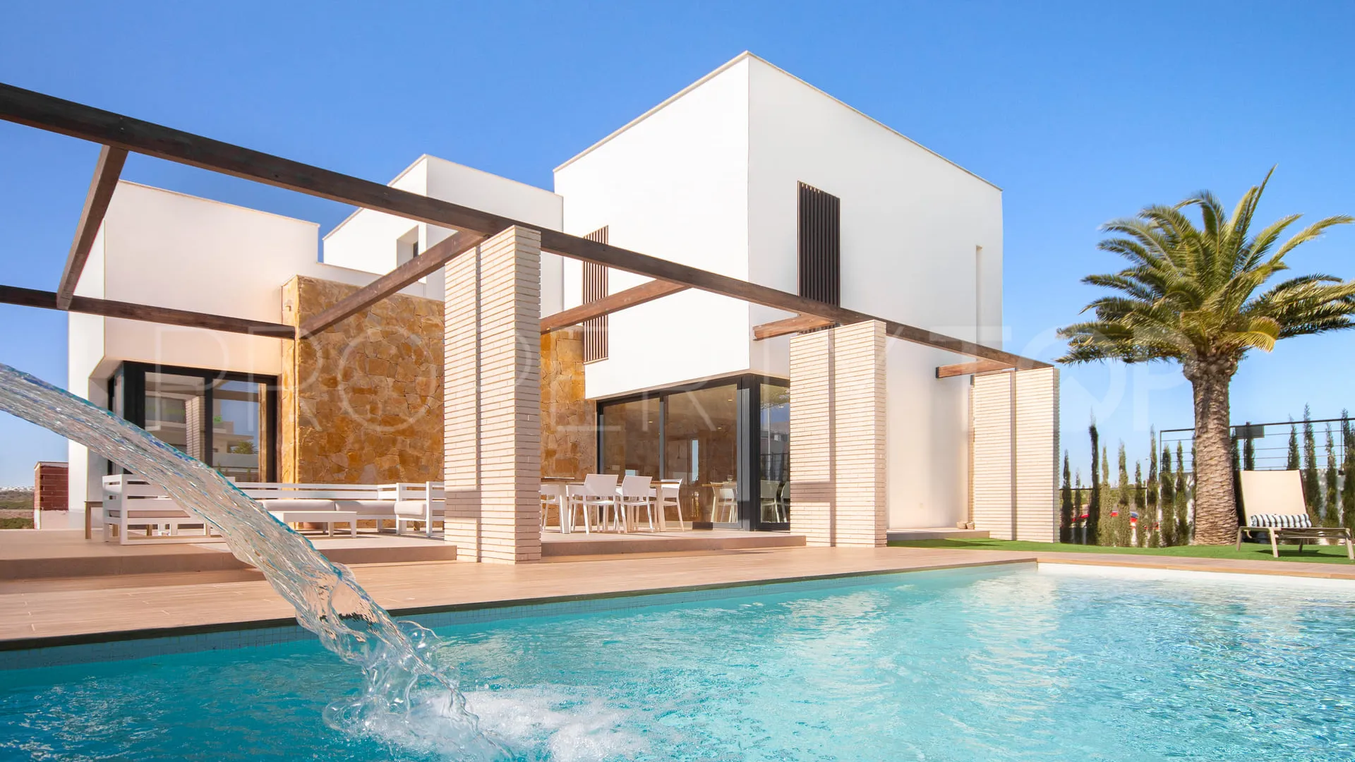 For sale villa with 4 bedrooms in Villamartin