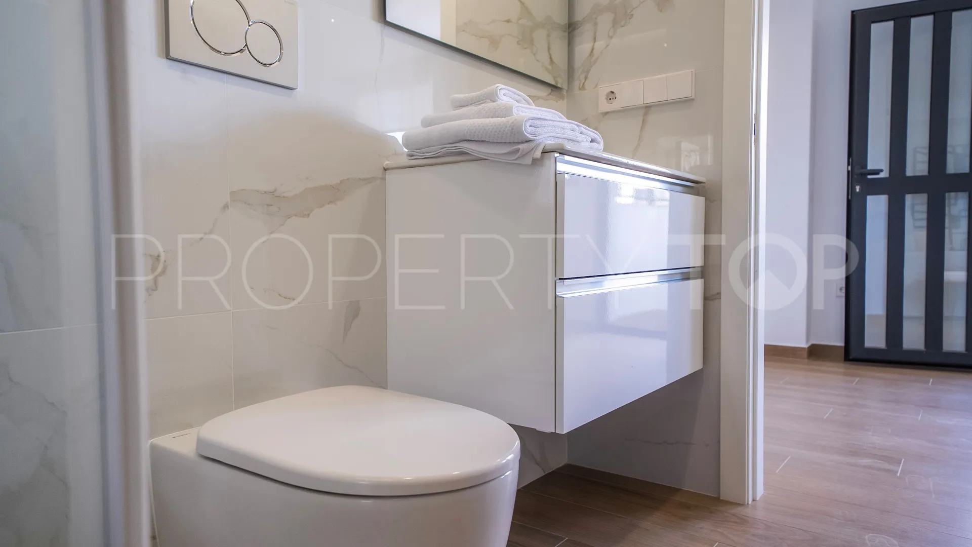 Algorfa villa for sale