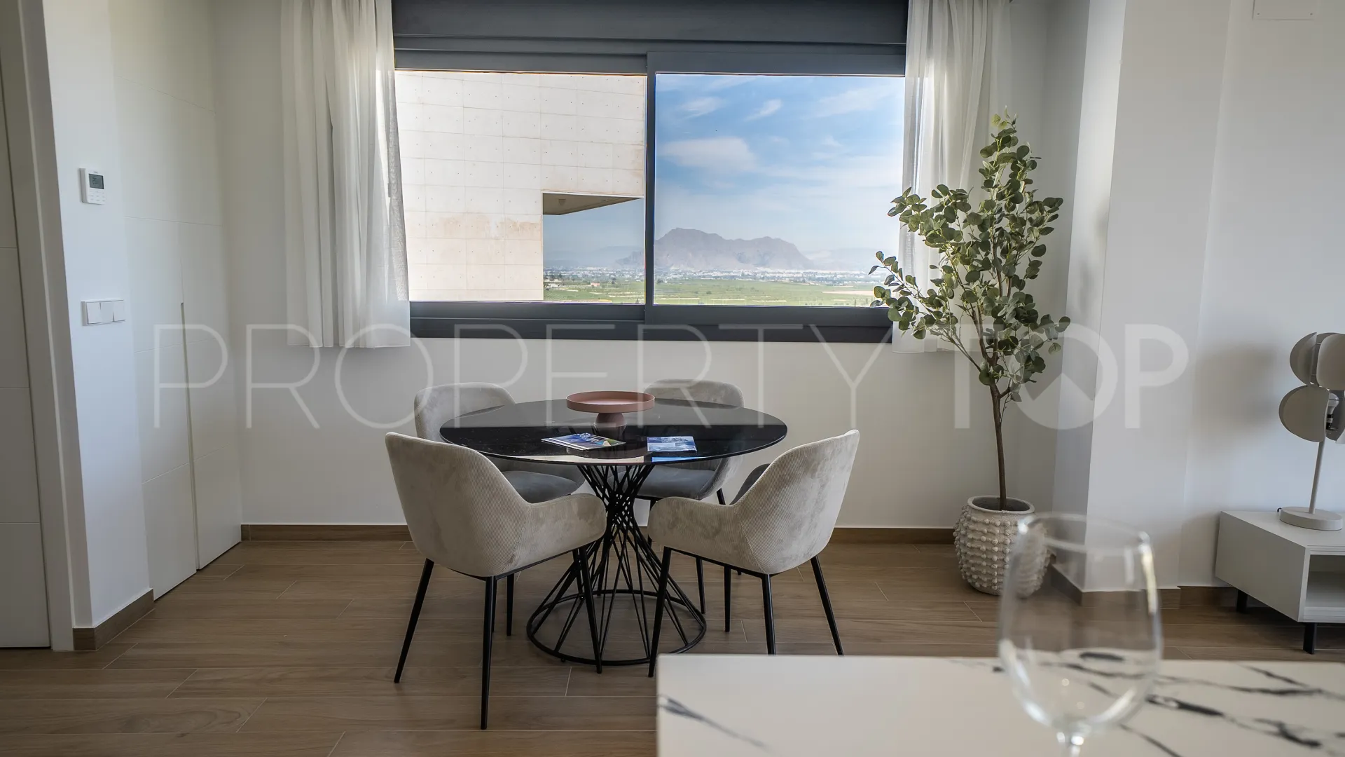 Algorfa villa for sale