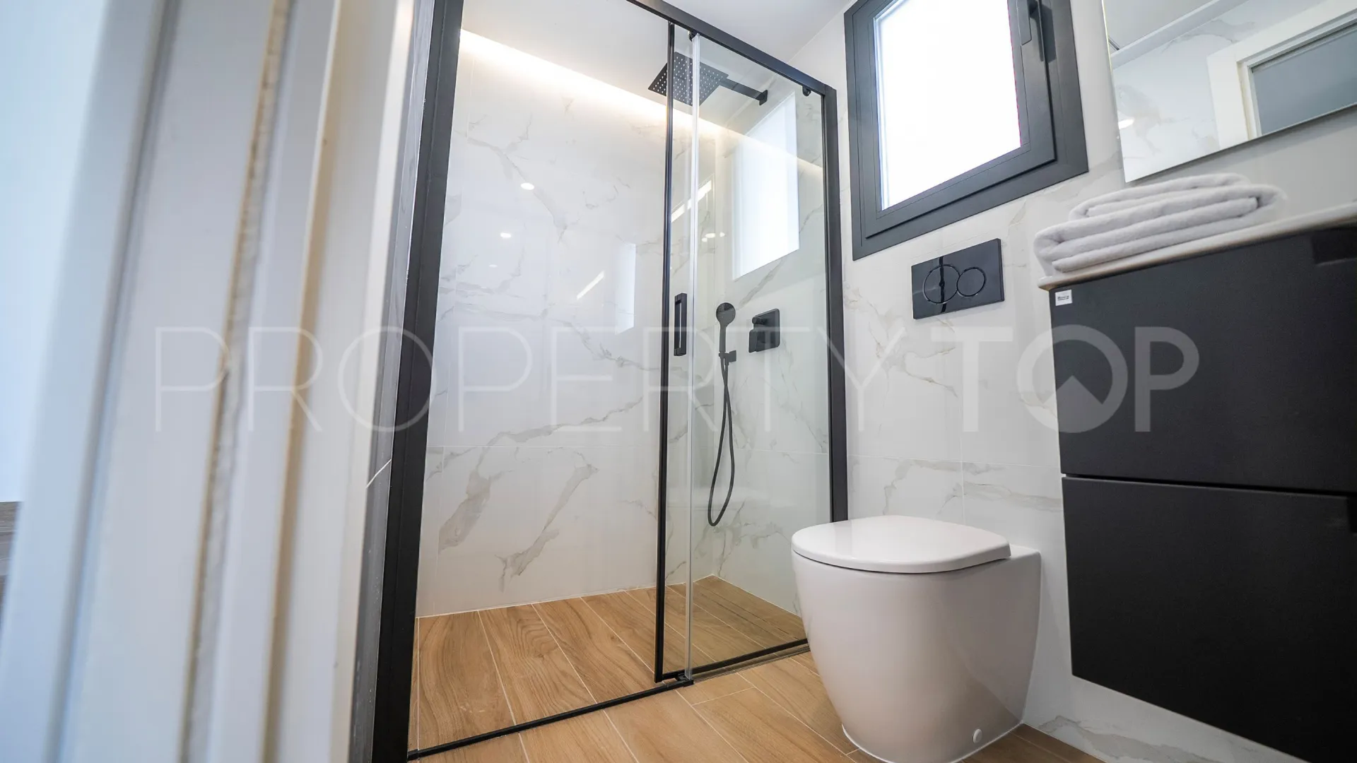 Algorfa villa for sale