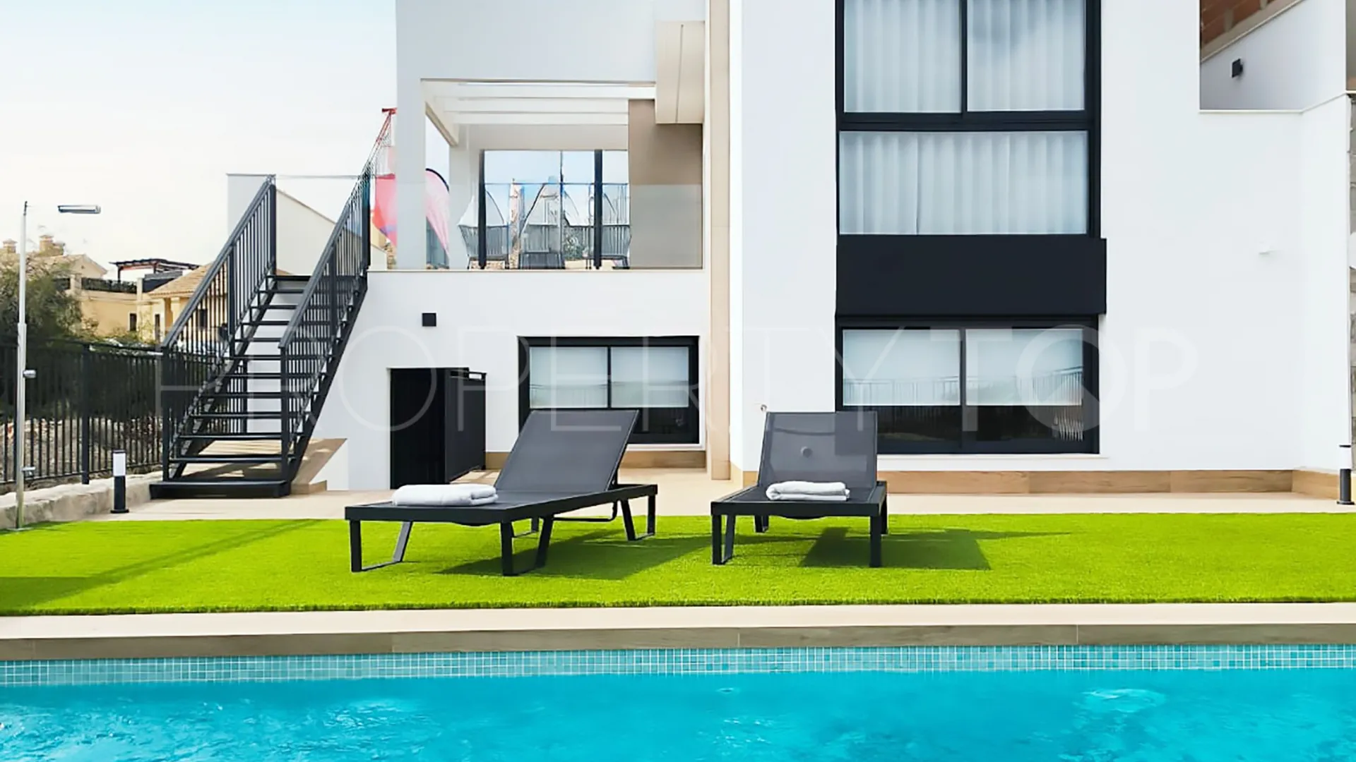 Algorfa villa for sale