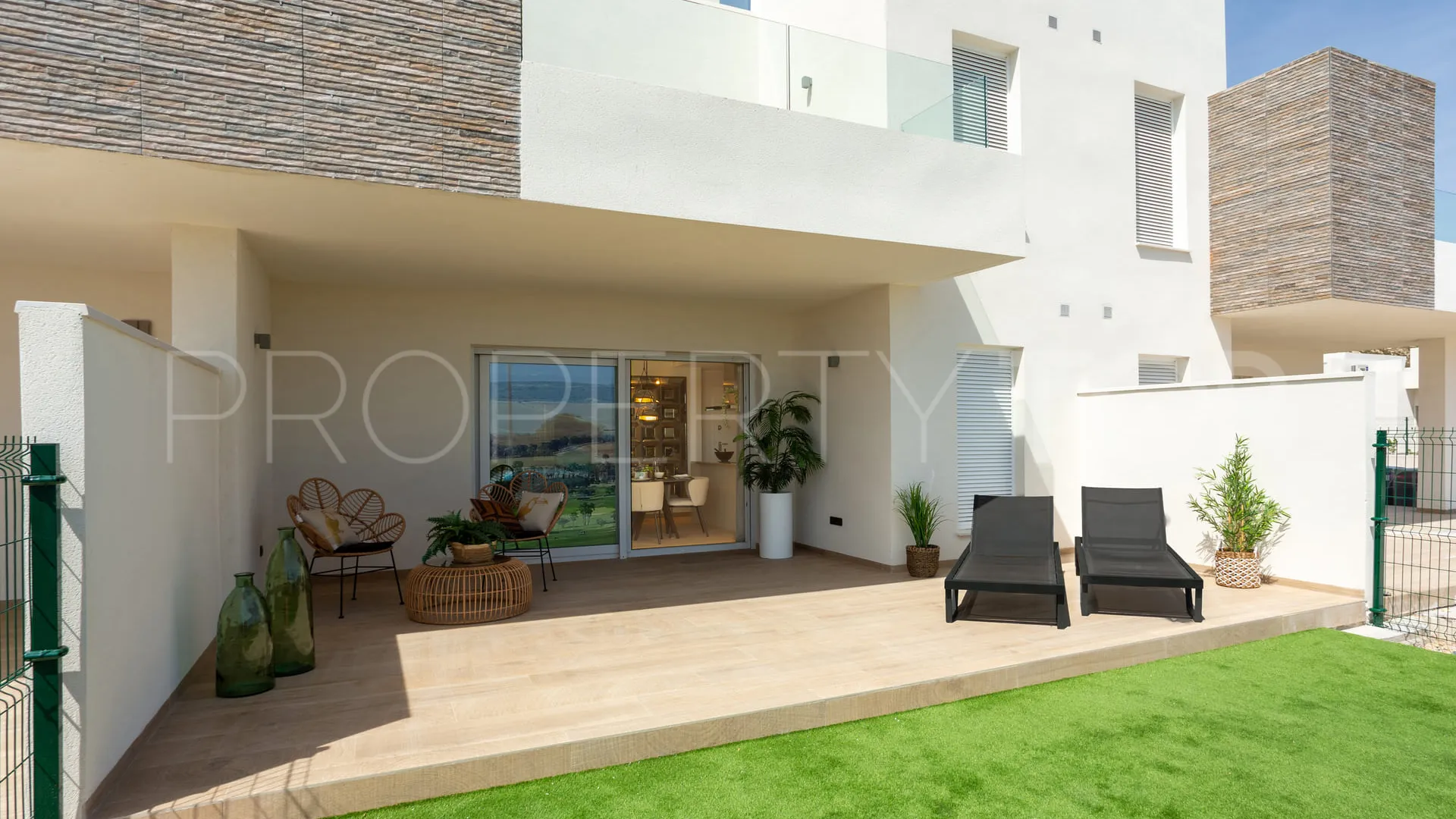 Apartamento en venta de 3 dormitorios en La Finca Golf