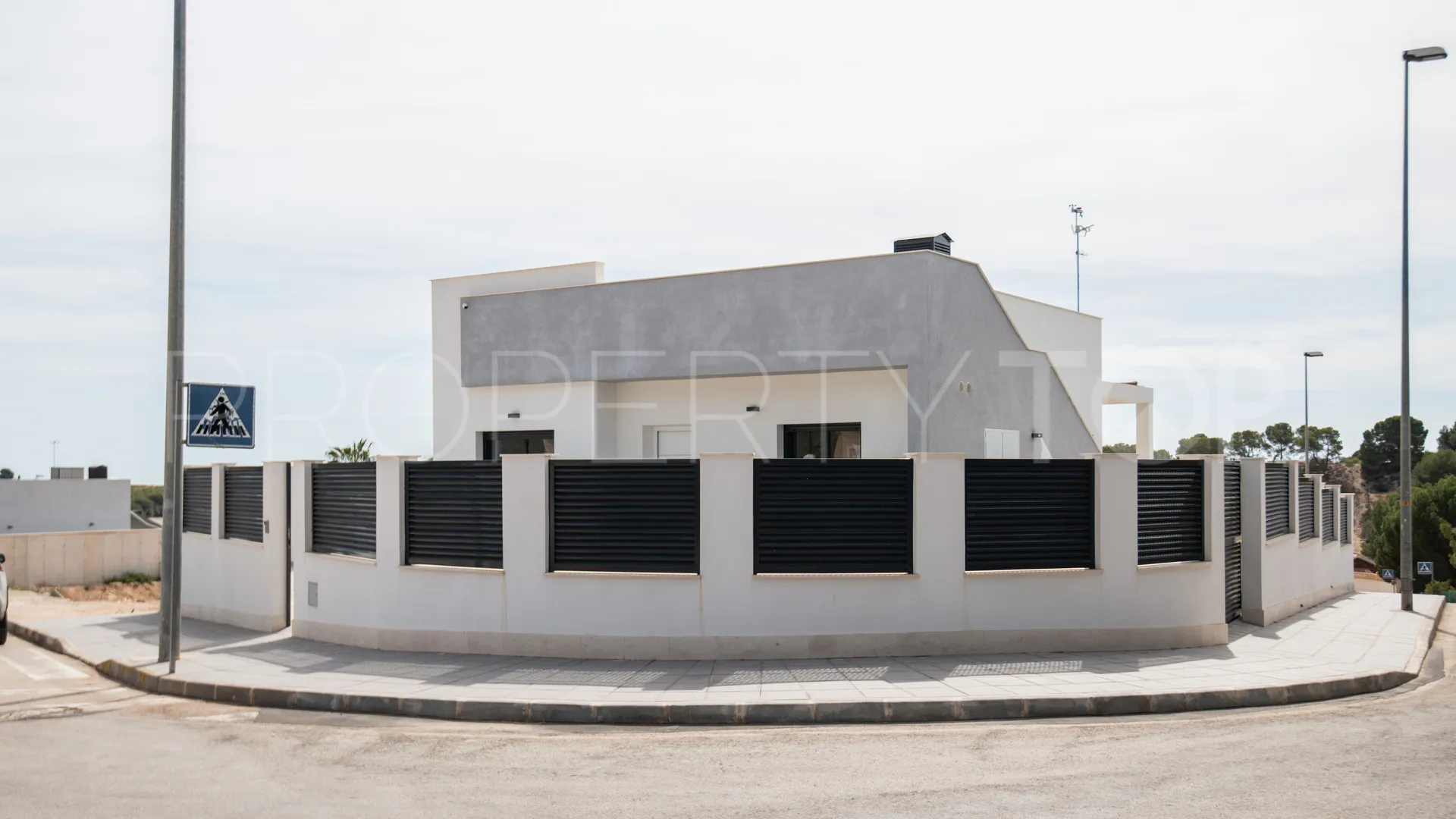 For sale villa in Pilar de la Horadada