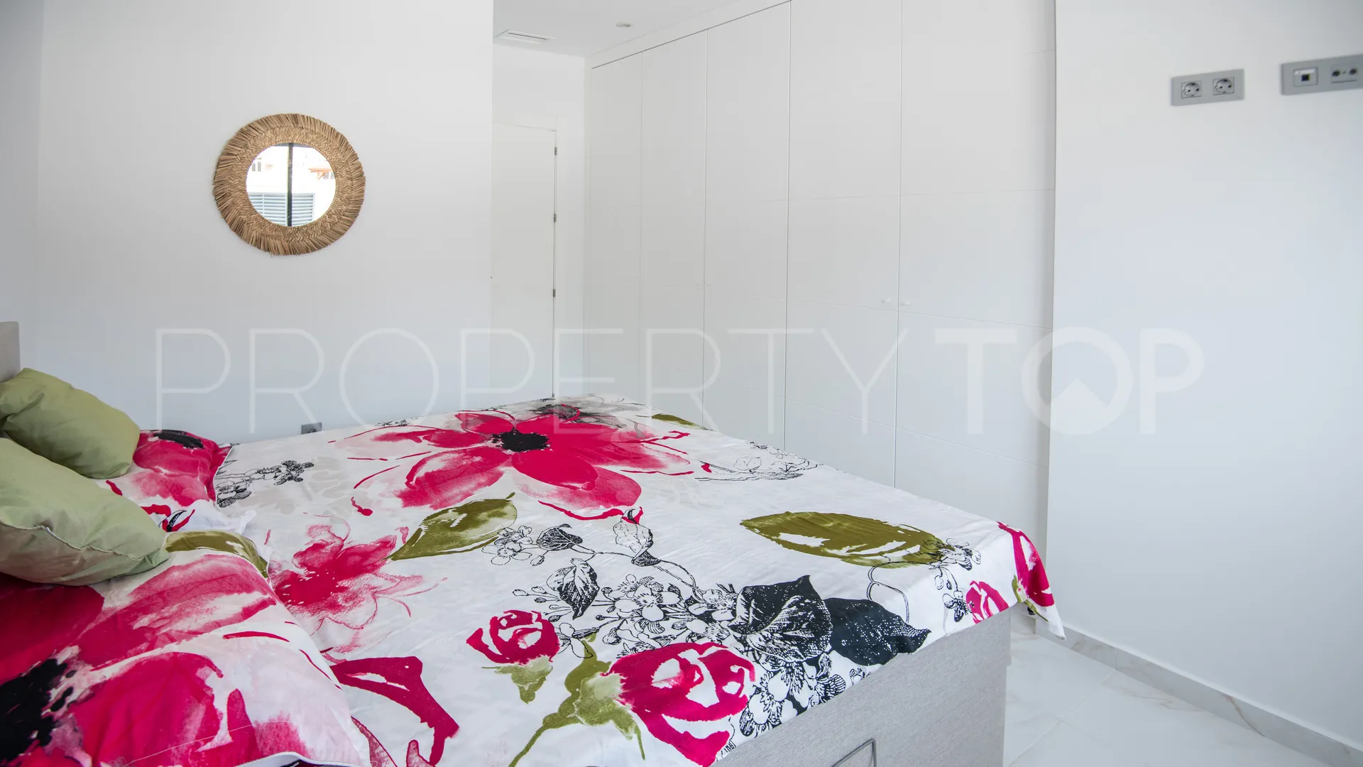 For sale villa in Pilar de la Horadada