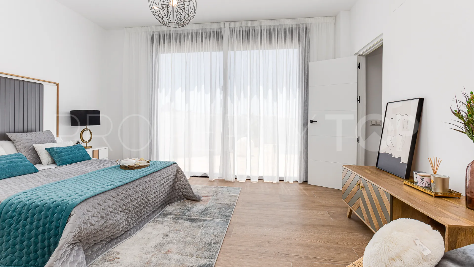 Se vende villa en Cala de Finestrat con 3 dormitorios