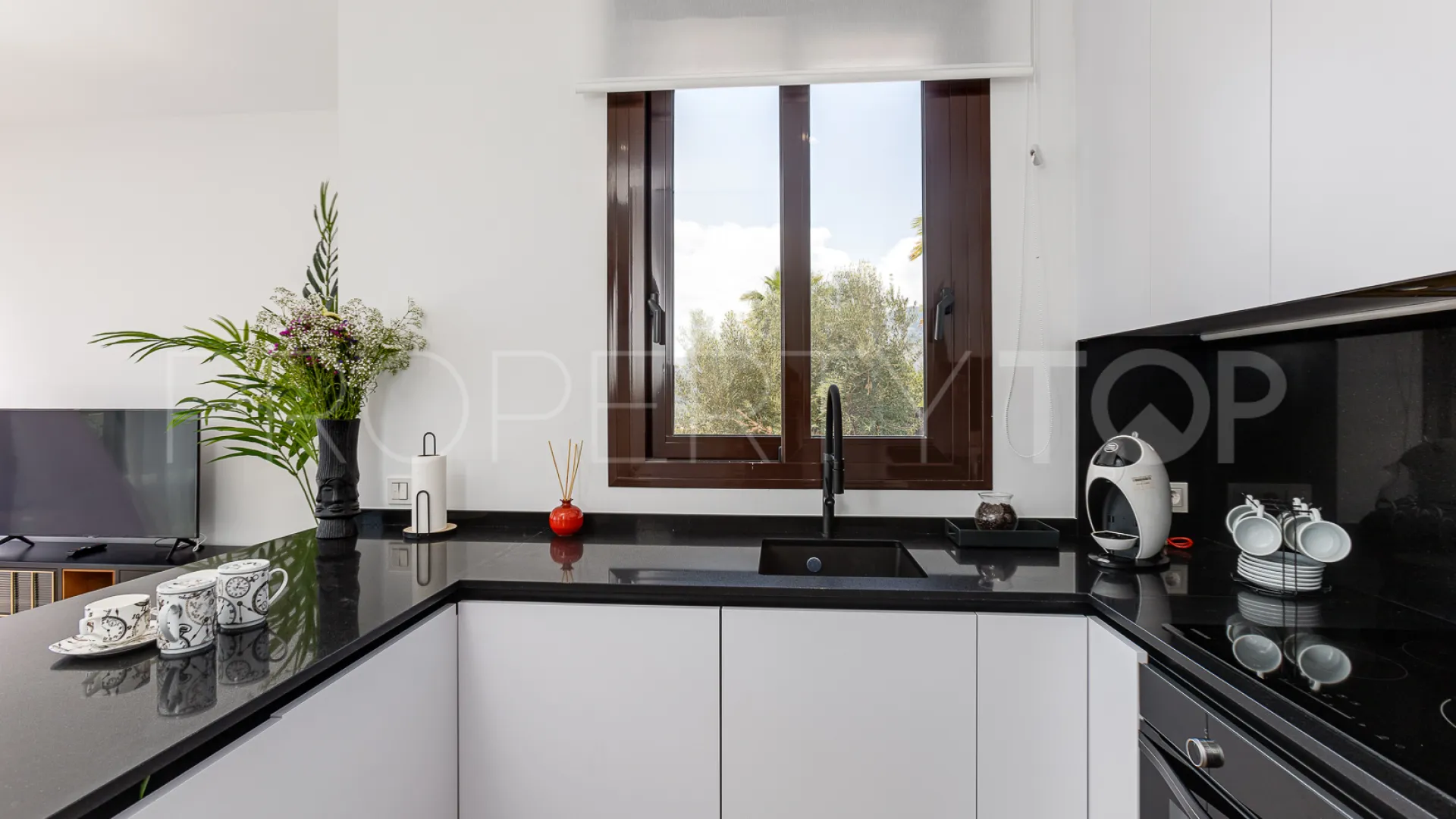 Se vende villa en Cala de Finestrat con 3 dormitorios