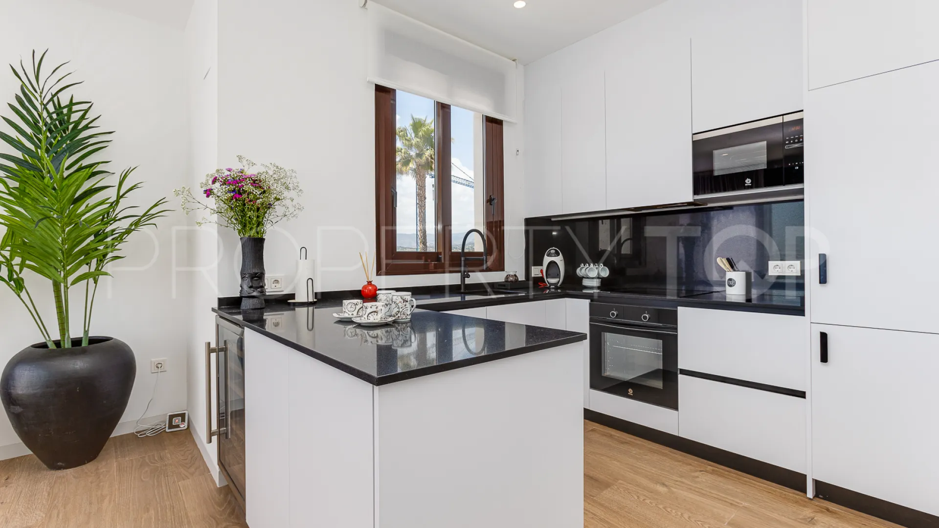 Se vende villa en Cala de Finestrat con 3 dormitorios