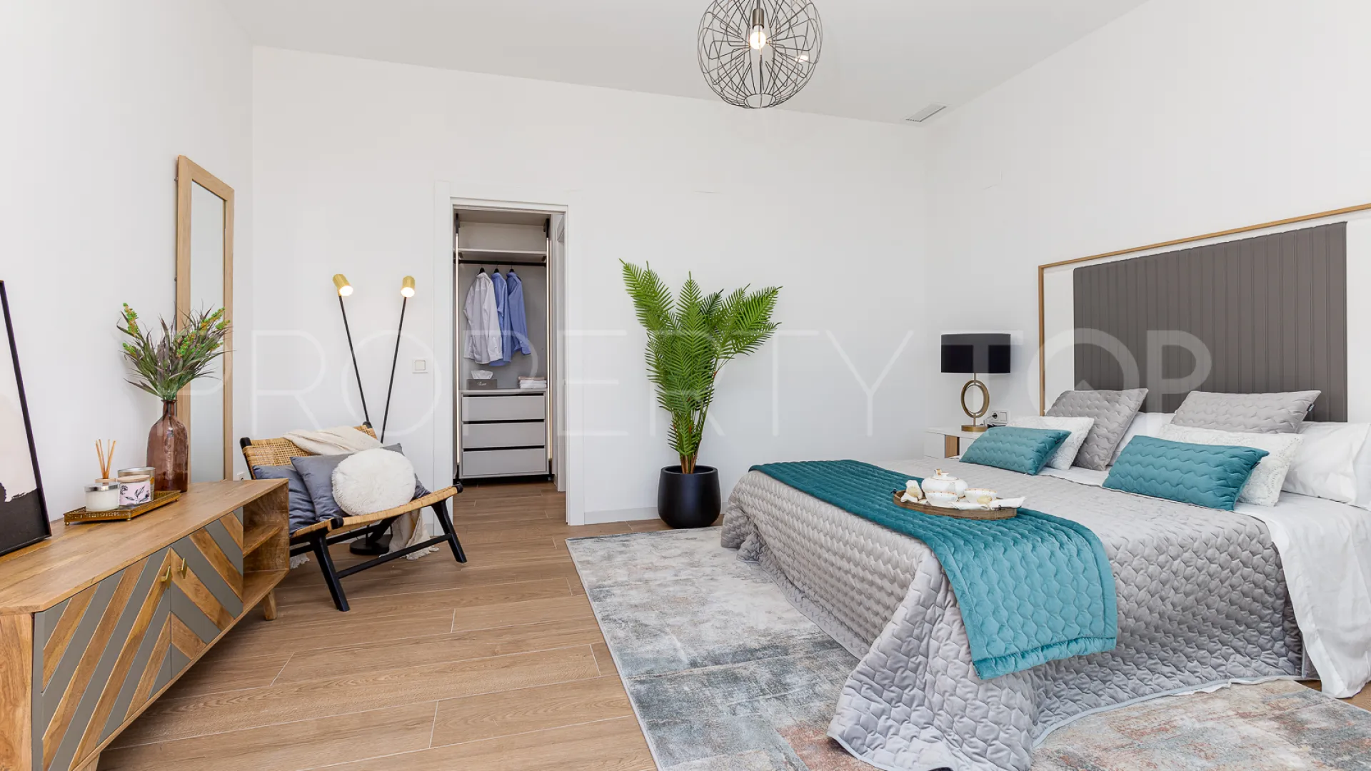 Se vende villa en Cala de Finestrat con 3 dormitorios