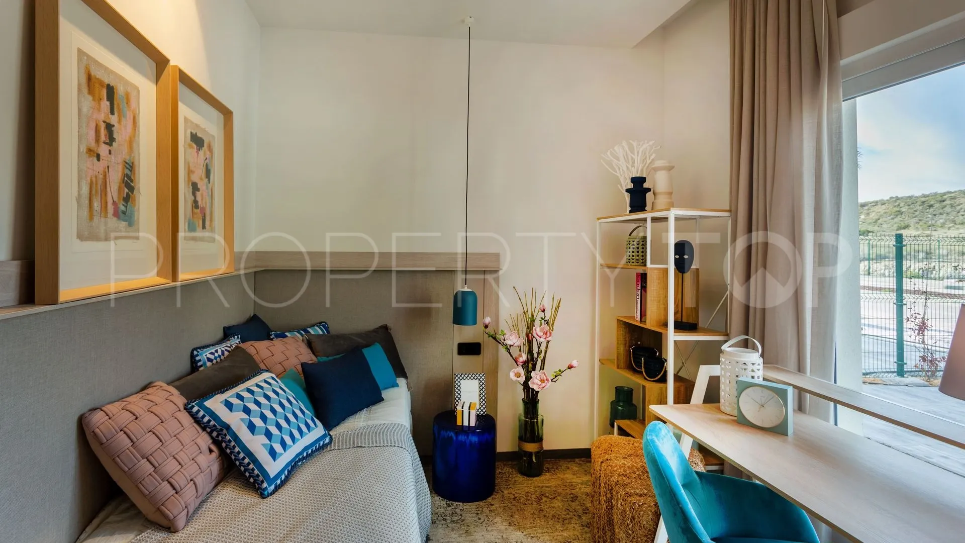 Buy town house in La Finca Golf with 3 bedrooms