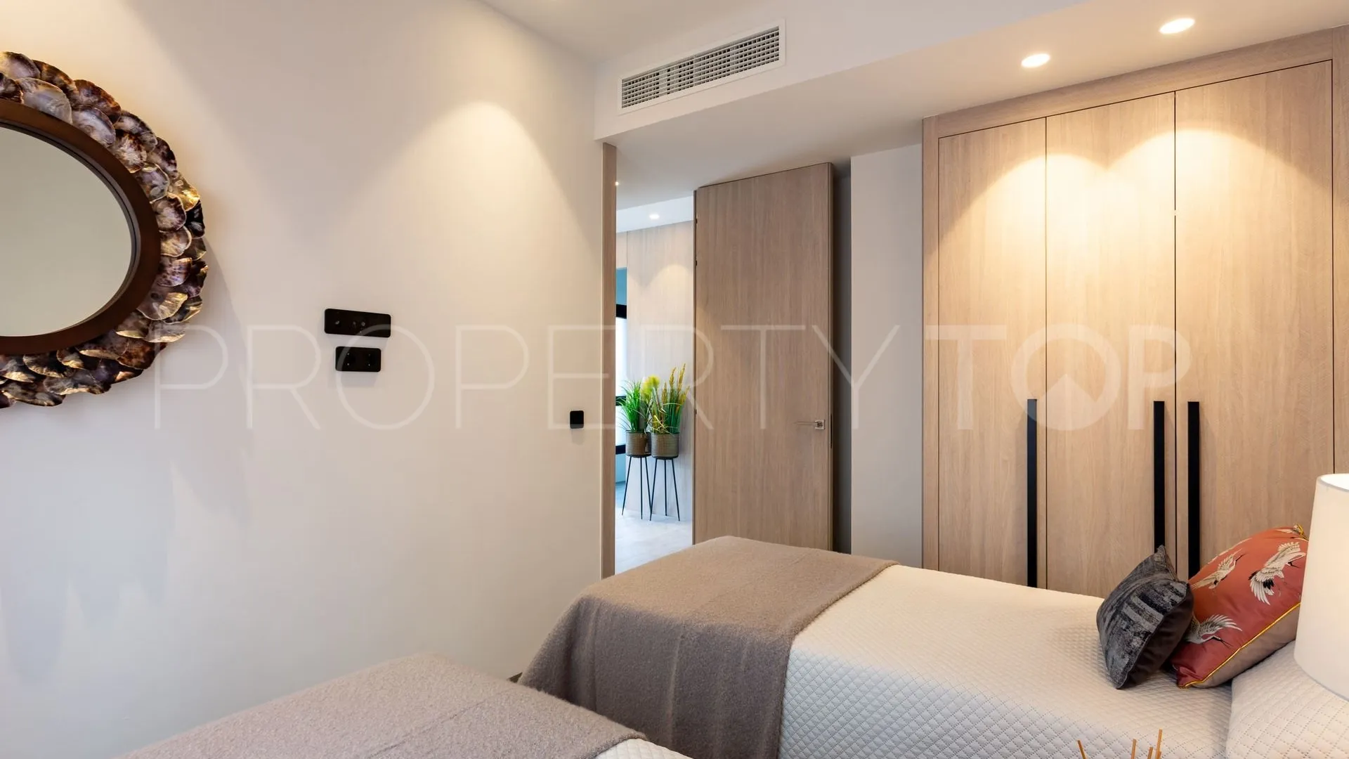 Buy town house in La Finca Golf with 3 bedrooms