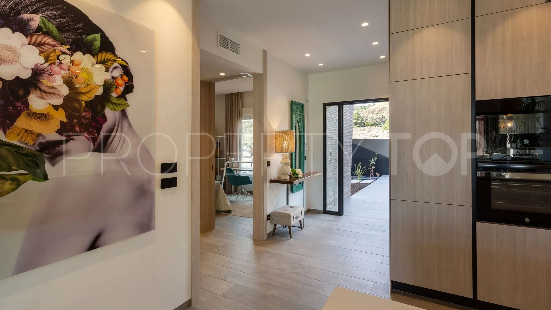 Buy town house in La Finca Golf with 3 bedrooms