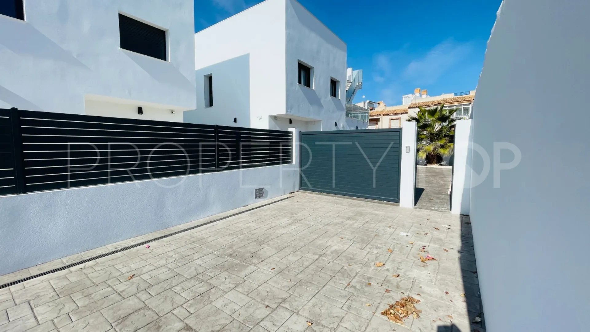 Torrevieja, villa a la venta de 5 dormitorios