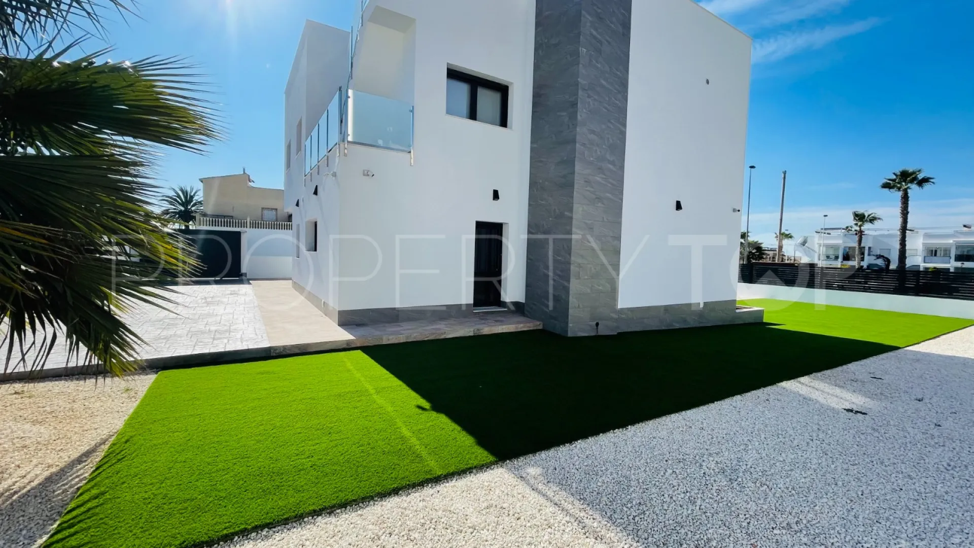 Torrevieja, villa a la venta de 5 dormitorios
