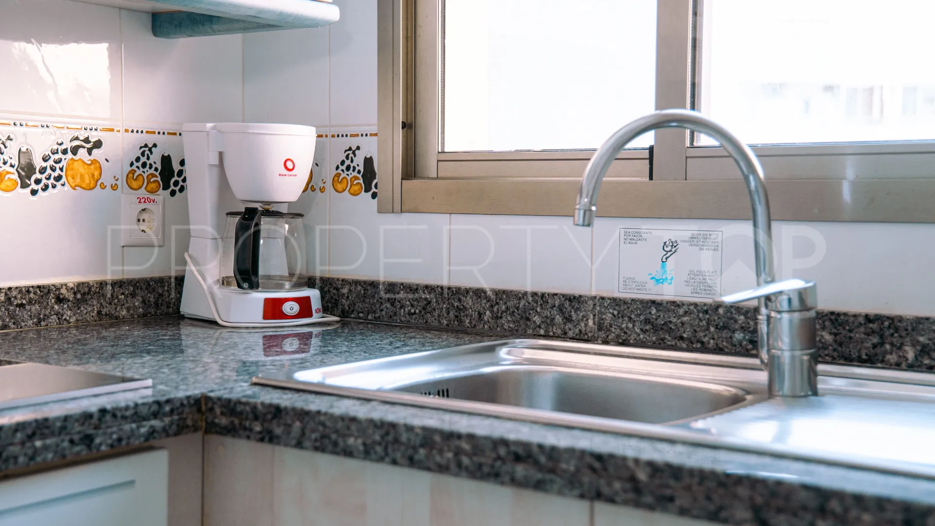 Apartamento con 3 dormitorios en venta en Calpe