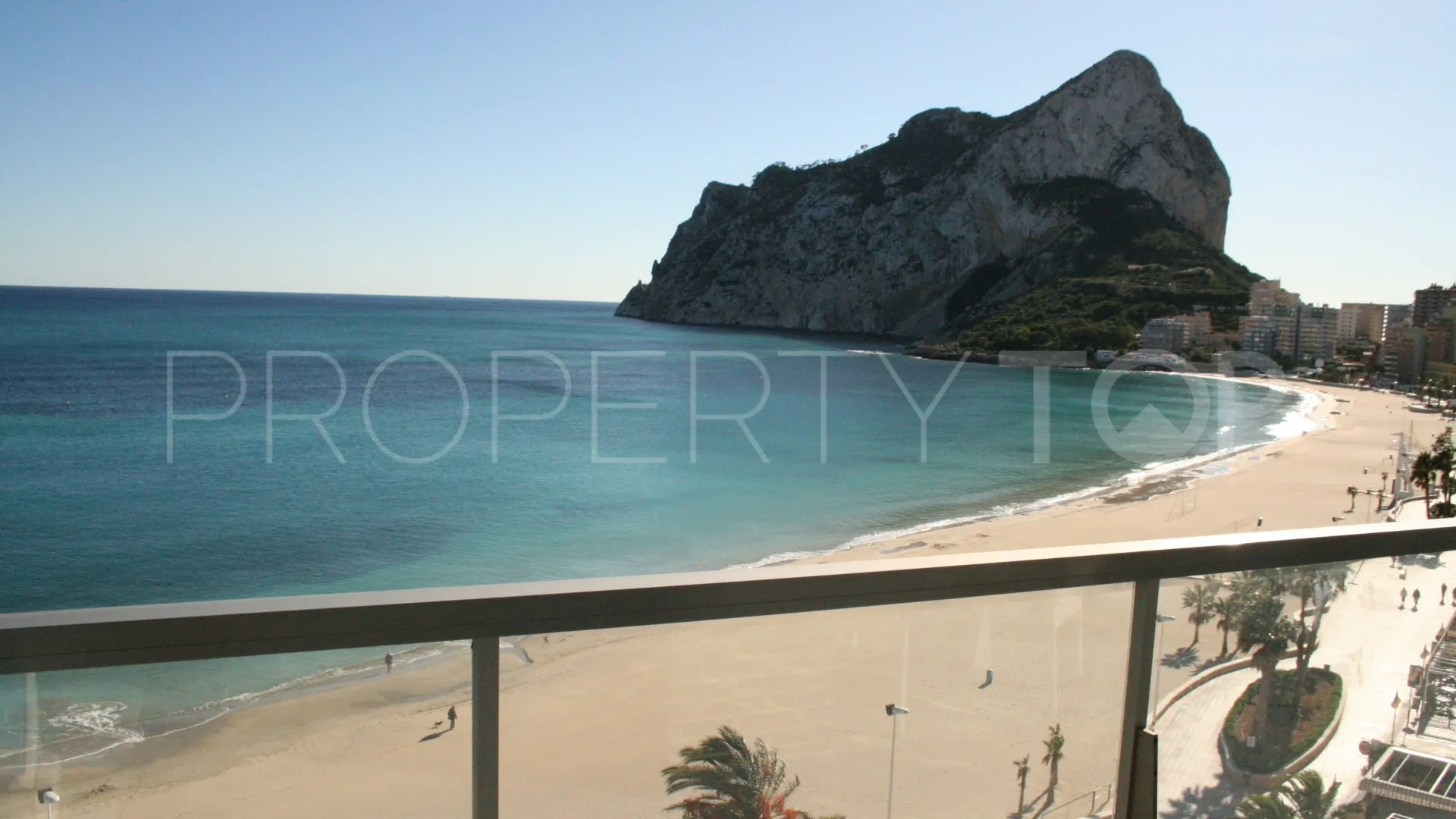 Apartamento con 3 dormitorios en venta en Calpe