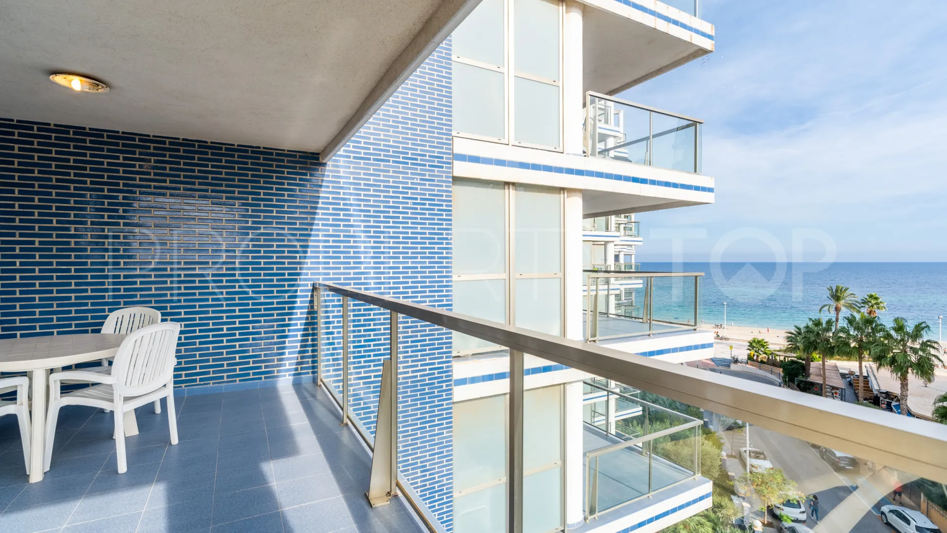 Apartamento con 3 dormitorios en venta en Calpe