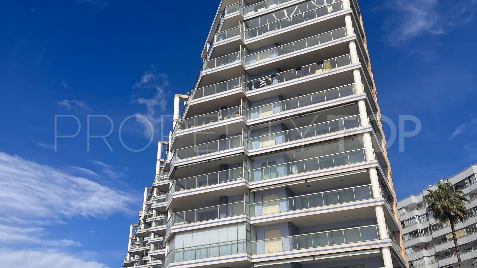 Apartamento con 3 dormitorios en venta en Calpe