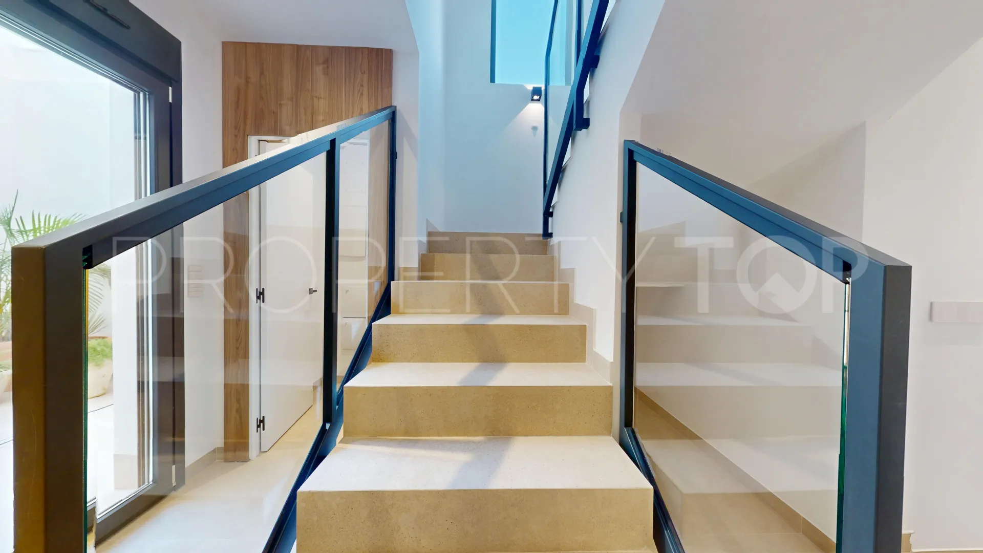 Villa en venta de 3 dormitorios en Cala de Finestrat