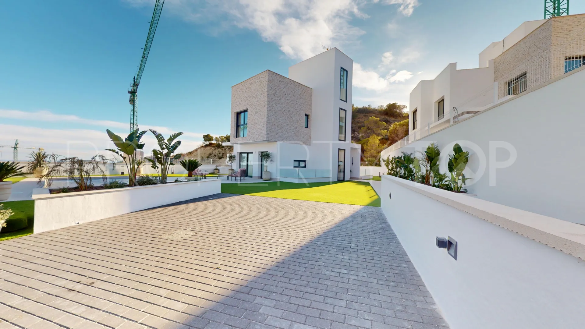 Villa en venta de 3 dormitorios en Cala de Finestrat