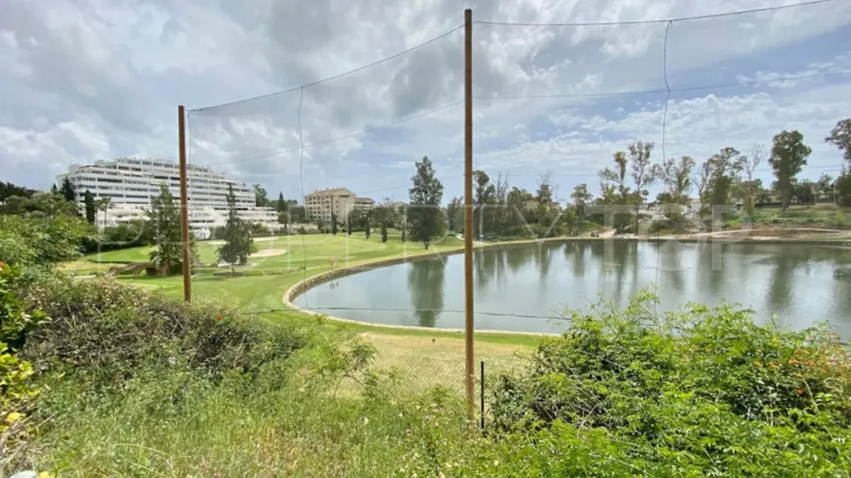 For sale apartment with 3 bedrooms in Guadalmina Alta