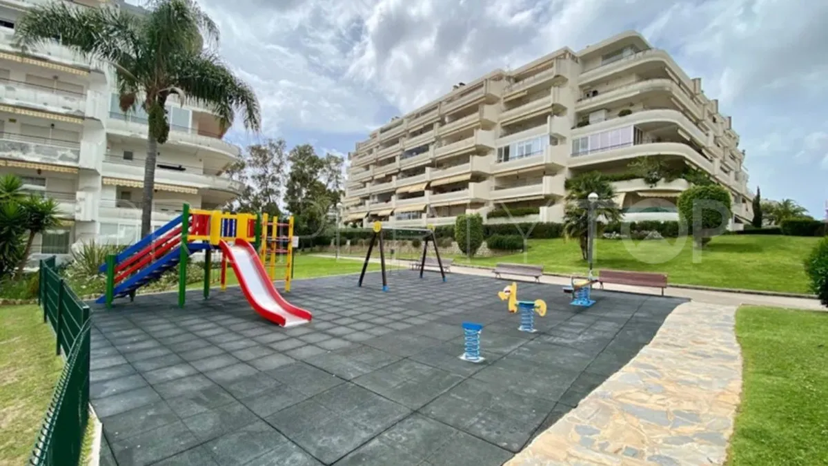 For sale apartment with 3 bedrooms in Guadalmina Alta