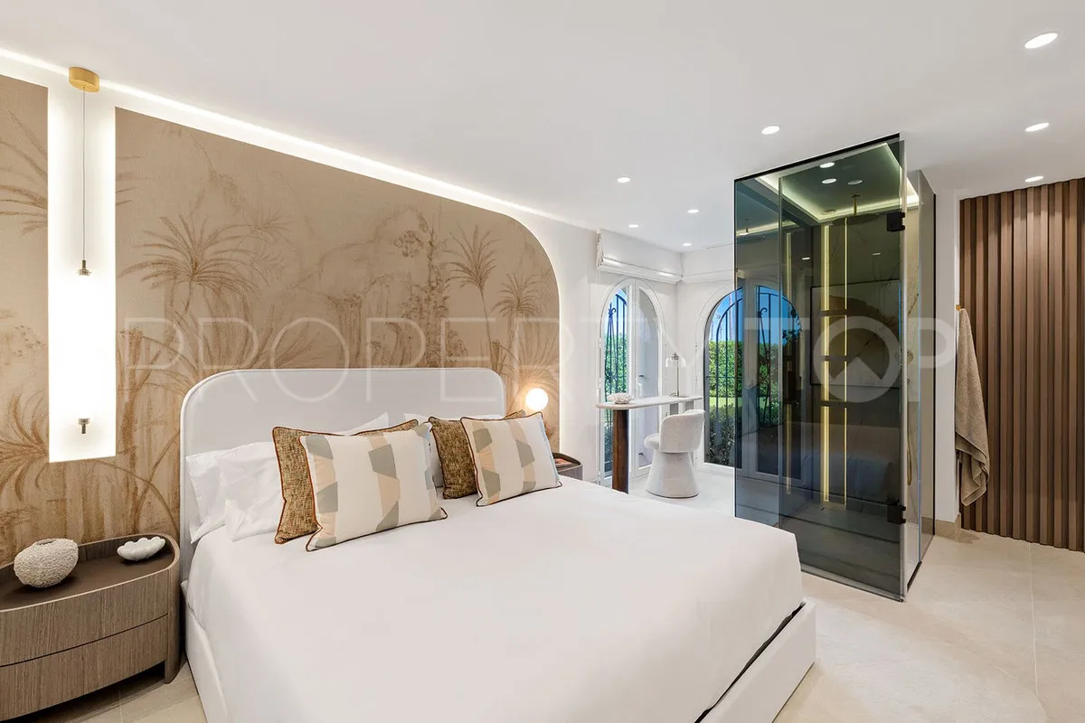 Ground floor apartment for sale in Estepona Hills