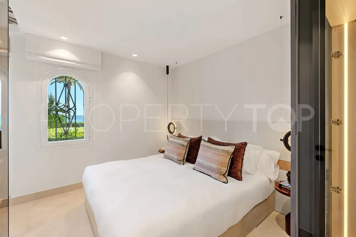 Ground floor apartment for sale in Estepona Hills