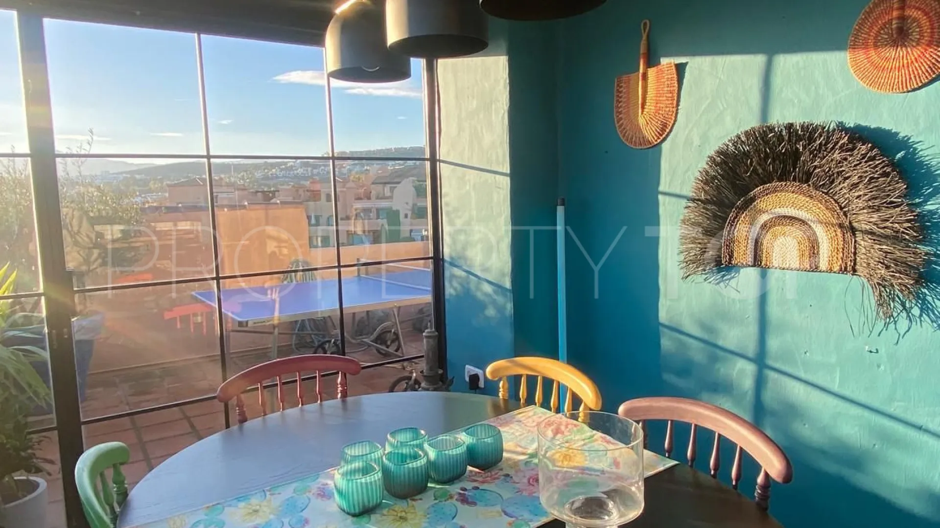 Atico duplex de 3 dormitorios en venta en Estepona Hills