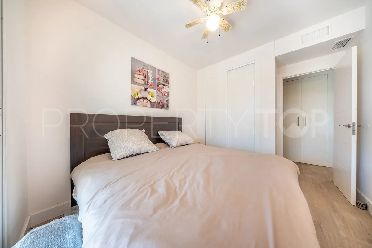 Ground floor apartment with 2 bedrooms for sale in Nueva Andalucia