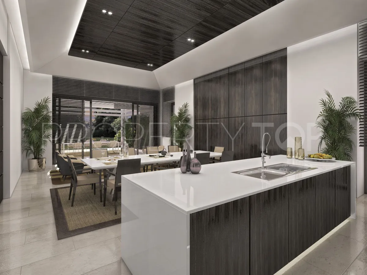 For sale residential plot in Nueva Andalucia