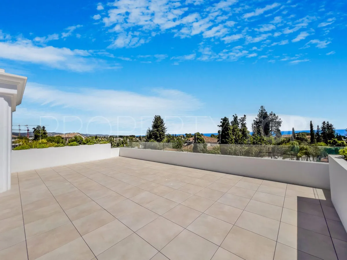 For sale villa with 6 bedrooms in Marbella Golden Mile
