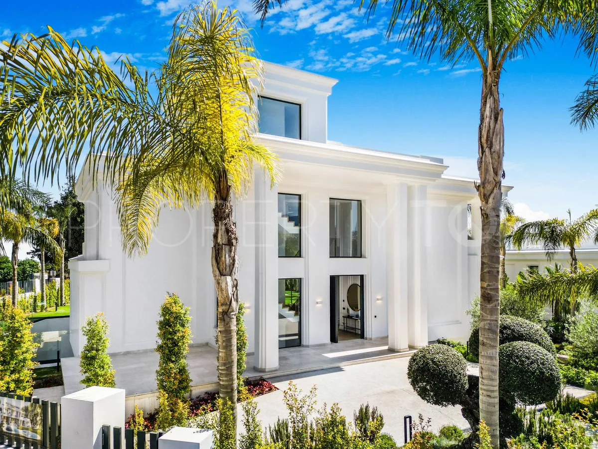 For sale villa with 6 bedrooms in Marbella Golden Mile