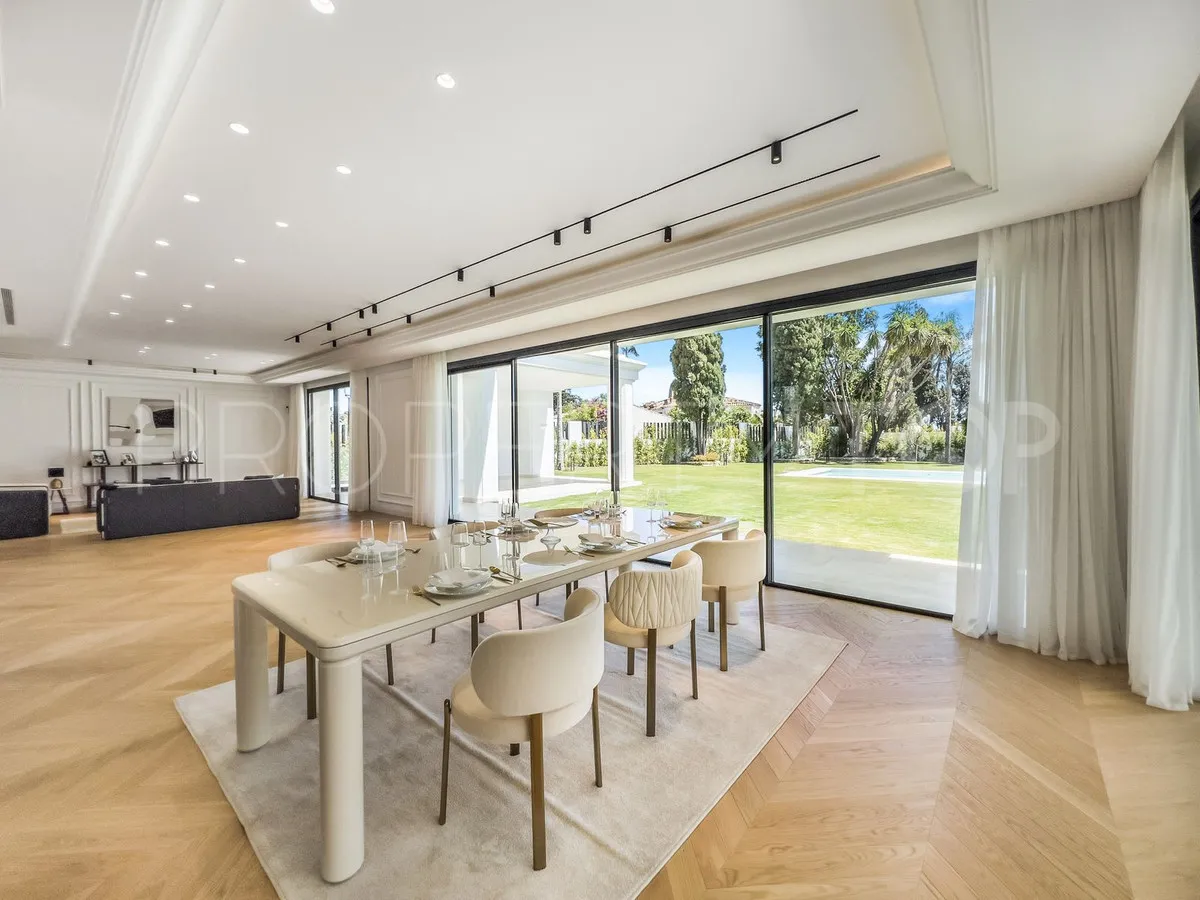 For sale villa with 6 bedrooms in Marbella Golden Mile