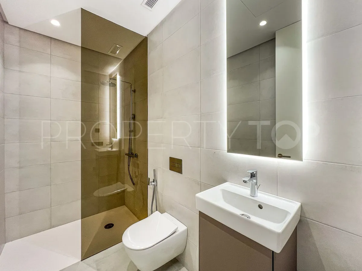 For sale villa with 6 bedrooms in Marbella Golden Mile