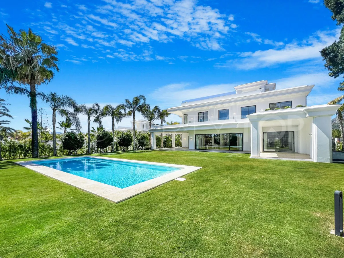 For sale villa with 6 bedrooms in Marbella Golden Mile