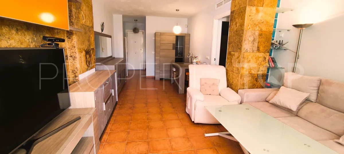 Apartamento en venta en Las Lomas de Marbella con 2 dormitorios