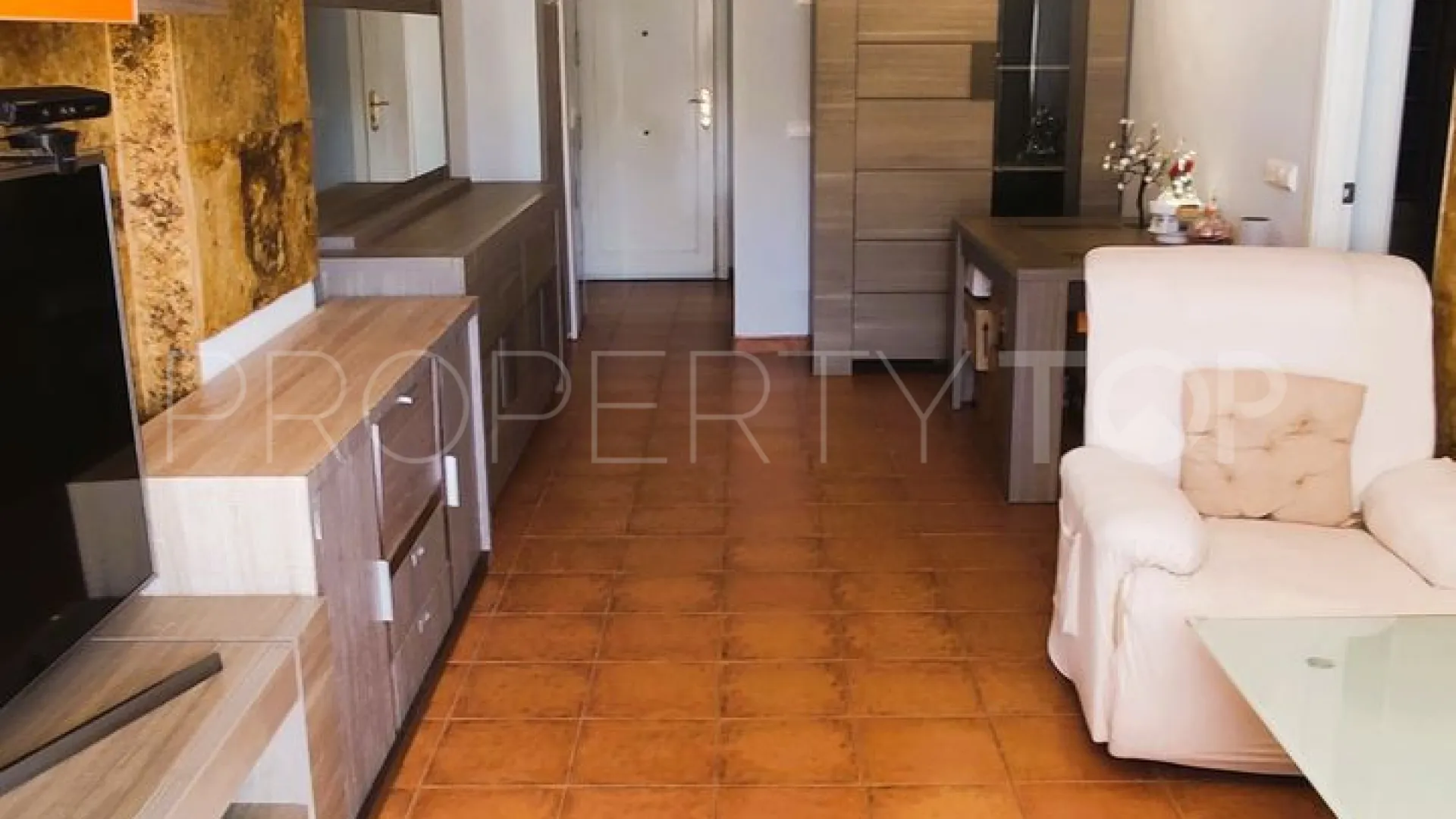Apartamento en venta en Las Lomas de Marbella con 2 dormitorios