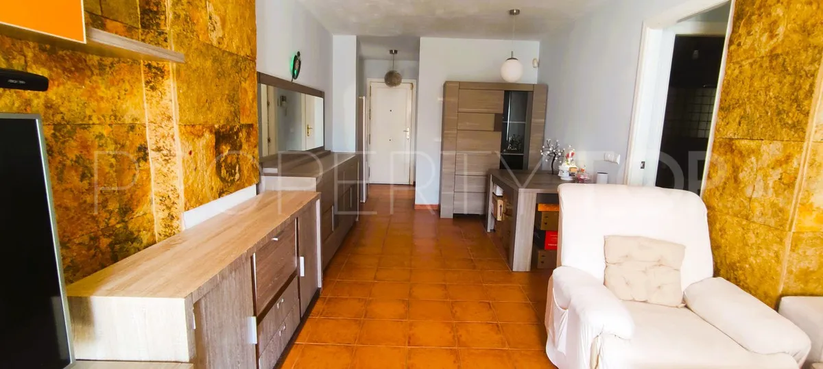 Apartamento en venta en Las Lomas de Marbella con 2 dormitorios