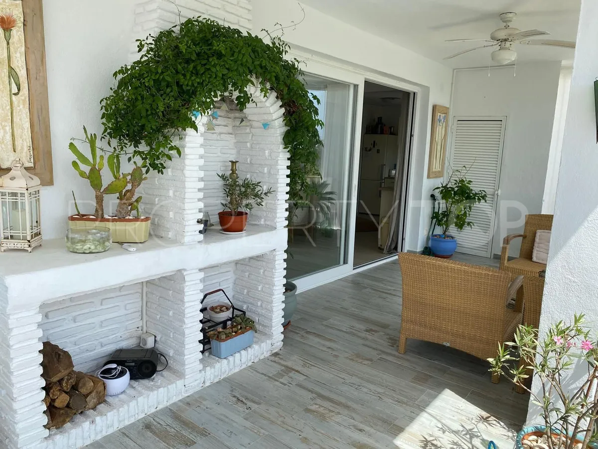 Penthouse with 2 bedrooms for sale in Estepona Hills
