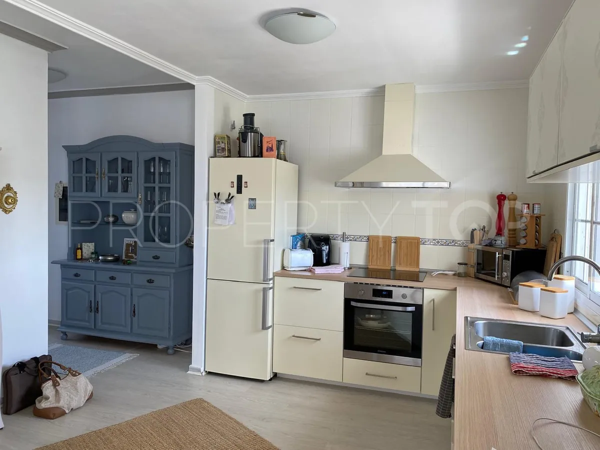 Penthouse with 2 bedrooms for sale in Estepona Hills