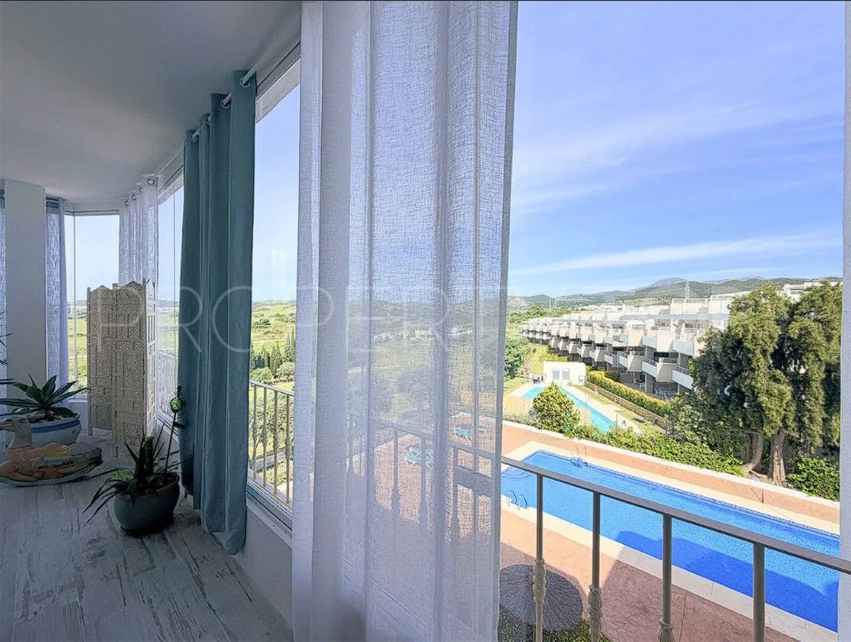 Penthouse with 2 bedrooms for sale in Estepona Hills
