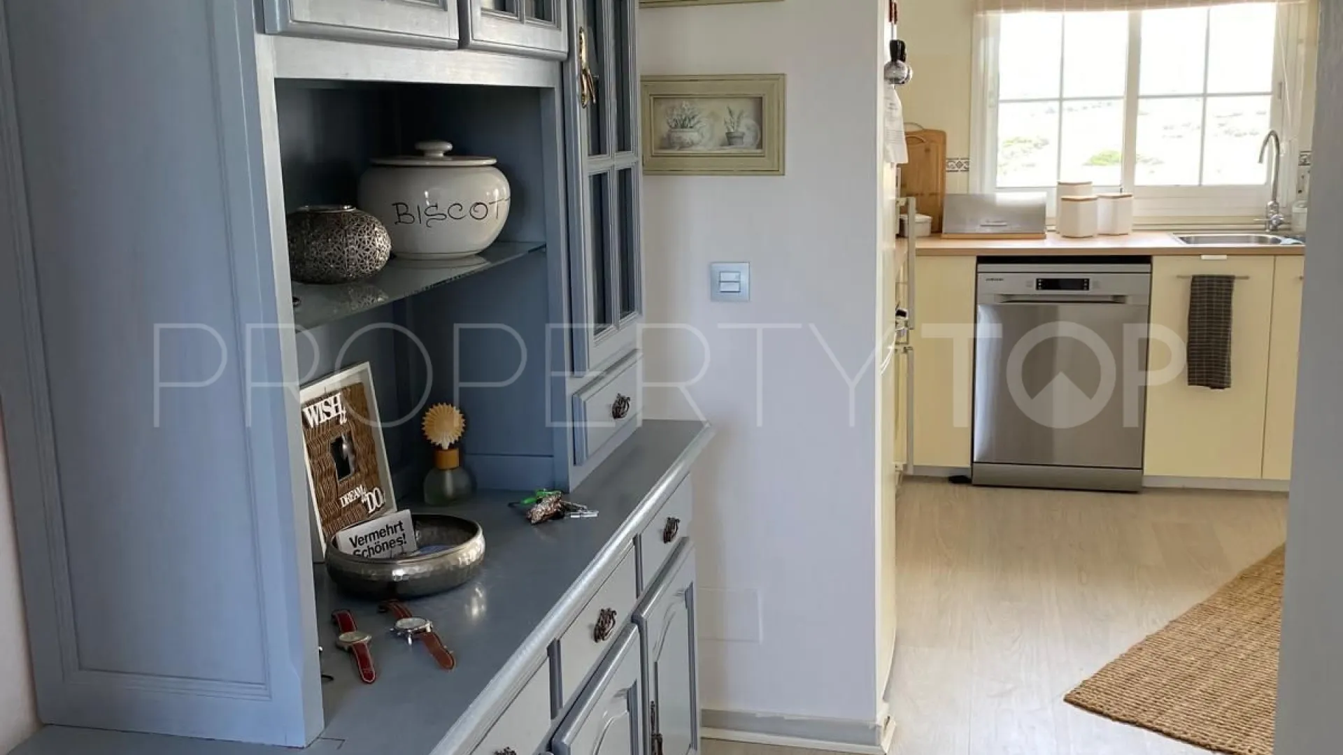 Penthouse with 2 bedrooms for sale in Estepona Hills