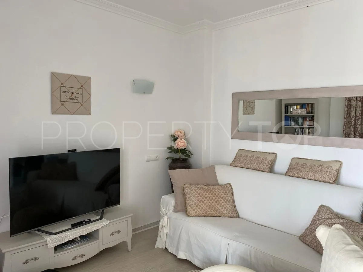 Penthouse with 2 bedrooms for sale in Estepona Hills